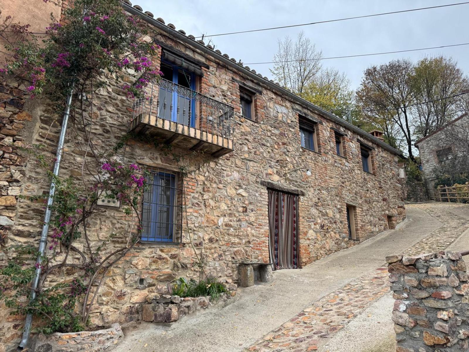 Alma De Villuercas Pensionat Cabañas del Castillo Exteriör bild